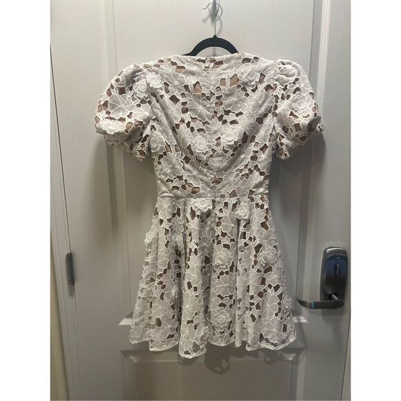 Elliatt White Floral Lace Dress - Picture 8 of 9